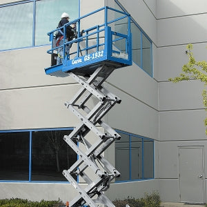 Genie 19 ft self-propelled electric scissor lift